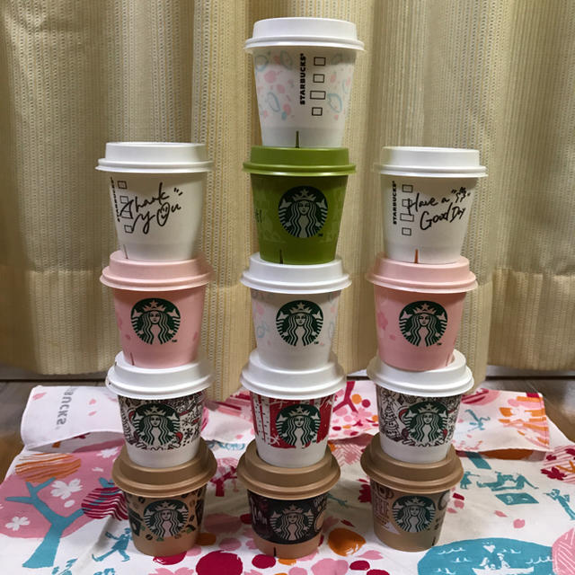 Starbucks Coffee(スターバックスコーヒー)のスタバ プリンカップセット インテリア/住まい/日用品のキッチン/食器(容器)の商品写真