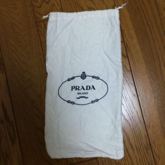 PRADA(プラダ)のPrada 布袋 レディースのバッグ(ショップ袋)の商品写真
