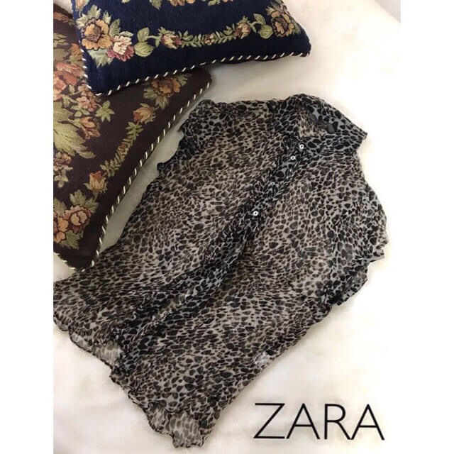 ZARA(ザラ)の岳様専用♡ZARA♡レオパード♡フリルブラウス レディースのトップス(シャツ/ブラウス(半袖/袖なし))の商品写真