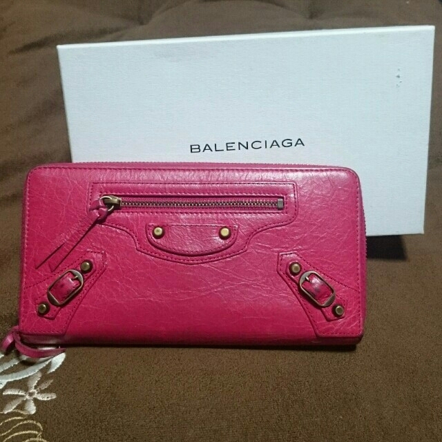 Balenciaga(バレンシアガ)のBALENCIAGA★バレンシアガお財布 レディースのファッション小物(財布)の商品写真