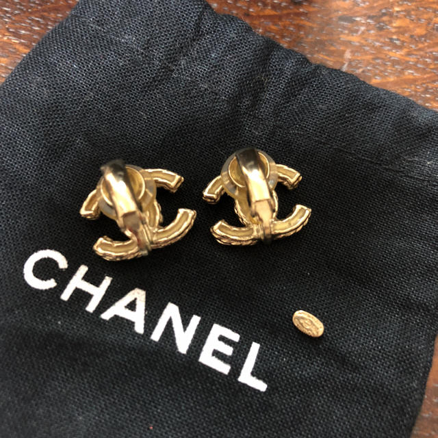 CHANEL(シャネル)のシャネル CHANELビジュー イヤリング❣️専用 レディースのアクセサリー(イヤリング)の商品写真