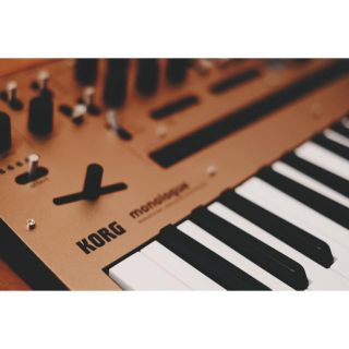 コルグ(KORG)の【美品】monologue KORG モノローグ (キーボード/シンセサイザー)