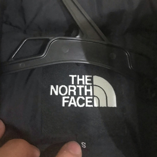 THE NORTH FACE(ザノースフェイス)のノースフェイス ヌプシ 売り切りたいです。 メンズのジャケット/アウター(ダウンジャケット)の商品写真