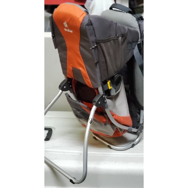 Deuter(ドイター)のdeuter キッズコンフォート  背負子 スポーツ/アウトドアのアウトドア(登山用品)の商品写真