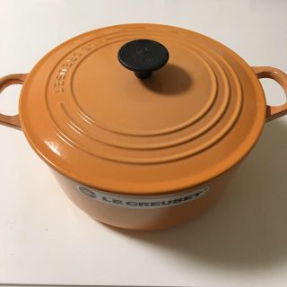 ルクルーゼ(LE CREUSET)のNaNa様専用 おまとめ ルクルーゼ 22cm ピーチピンク 24cm デューン(鍋/フライパン)