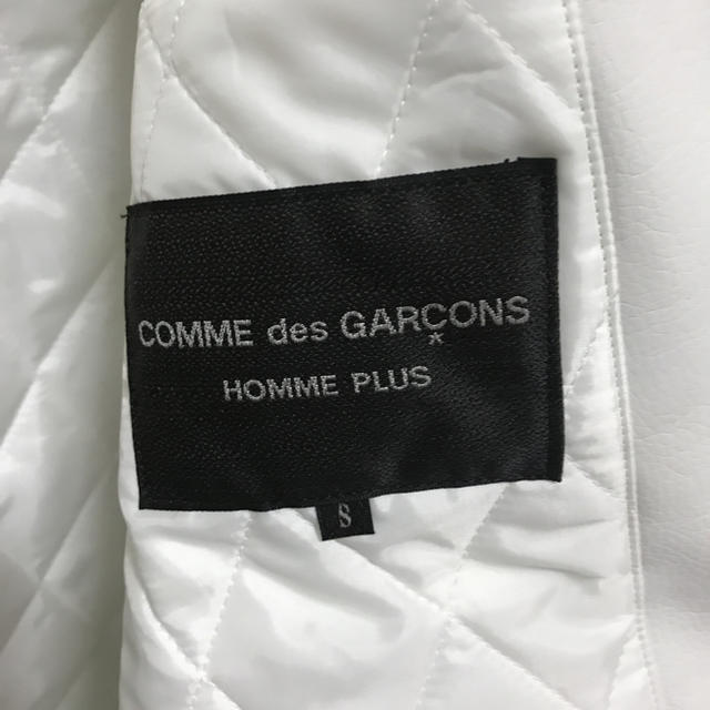 COMME des GARCONS HOMME PLUS(コムデギャルソンオムプリュス)のcomme des  garcons homme plus メンズのジャケット/アウター(ステンカラーコート)の商品写真