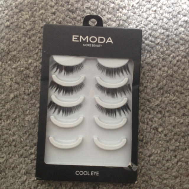 EMODA(エモダ)のEMODA♡つけまつげ COOL EYE コスメ/美容のベースメイク/化粧品(その他)の商品写真