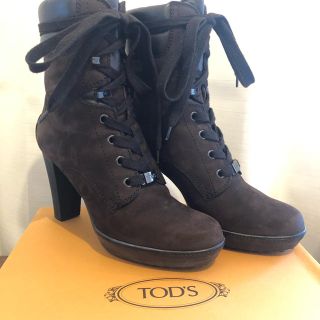 トッズ(TOD'S)の【値下げしました】トッズTODS レースアップ スエード ヒール ショートブーツ(ブーツ)