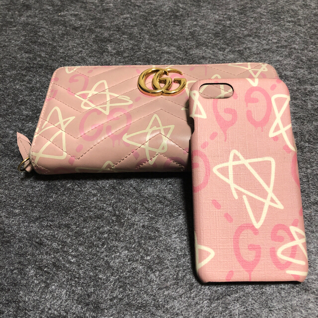 Gucci - yurari♡様専用  GUCCI ゴーストiPhone7ケース の通販