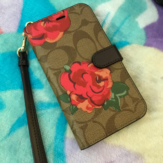 新品COACH iPhoneケース 花柄