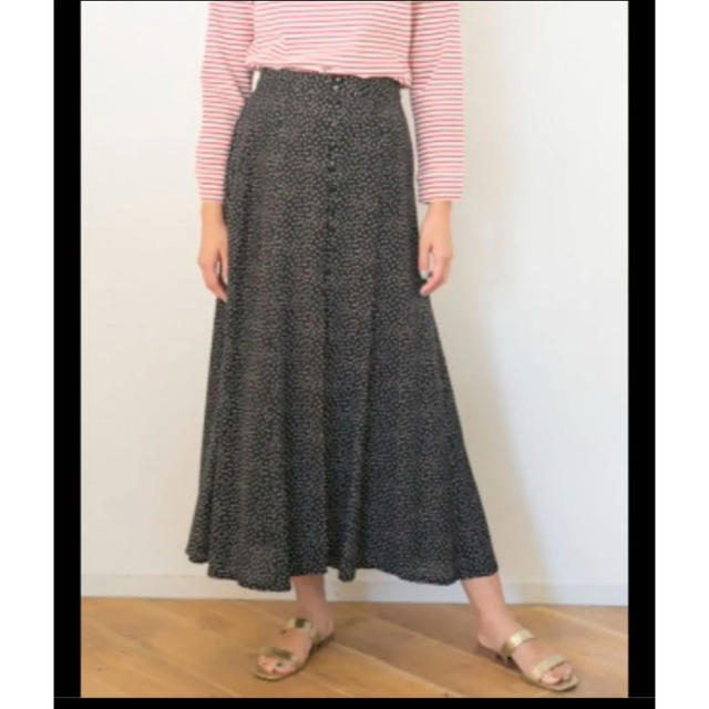 PHEENY(フィーニー)の売り切りたいです。 レディースのスカート(ロングスカート)の商品写真