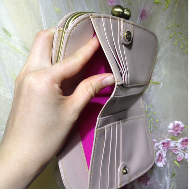 Samantha Thavasa(サマンサタバサ)のviolet hungerお財布 レディースのファッション小物(財布)の商品写真