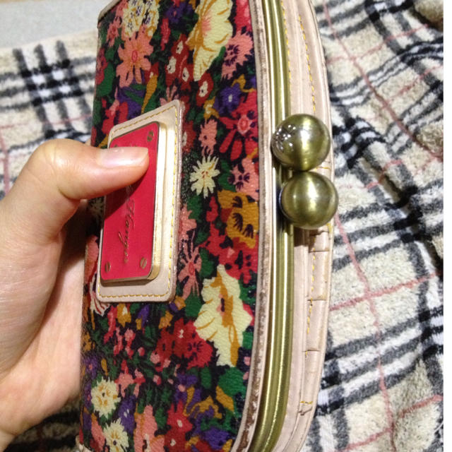 Samantha Thavasa(サマンサタバサ)のviolet hungerお財布 レディースのファッション小物(財布)の商品写真