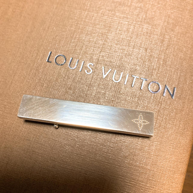 LOUIS VUITTON(ルイヴィトン)のルイヴィトン ネクタイピン メンズのファッション小物(ネクタイピン)の商品写真