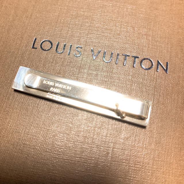 LOUIS VUITTON(ルイヴィトン)のルイヴィトン ネクタイピン メンズのファッション小物(ネクタイピン)の商品写真