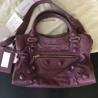 BALENCIAGA(バッグ ・ パープル/紫色系)のフリマアイテム一覧 BALENCIAGA(バッグ ・ パープル/紫色系)のフリマアイテム一覧