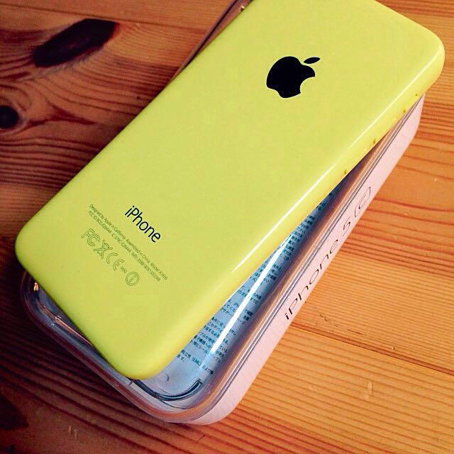 感謝価格 iPhone 5C 16GB A1456 イエロー 黄色 アップル ソフトバンク
