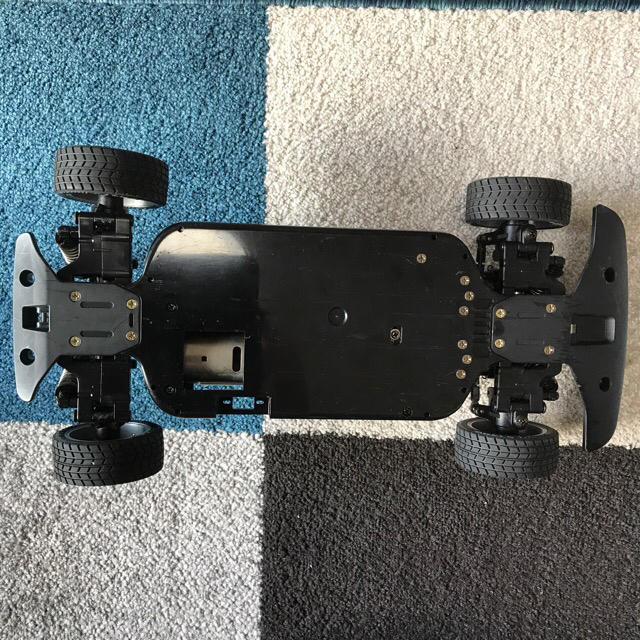 専用です タミヤ☆1/10 電動RC 4WDレーシングカー☆TB-01 専用です タミヤ☆1/10 電動RC 4WDレーシングカー☆TB-01