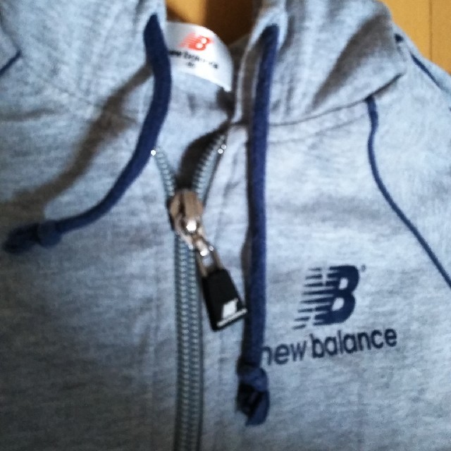 New Balance(ニューバランス)のニューバランス パーカー キッズ/ベビー/マタニティのベビー服(~85cm)(Ｔシャツ)の商品写真