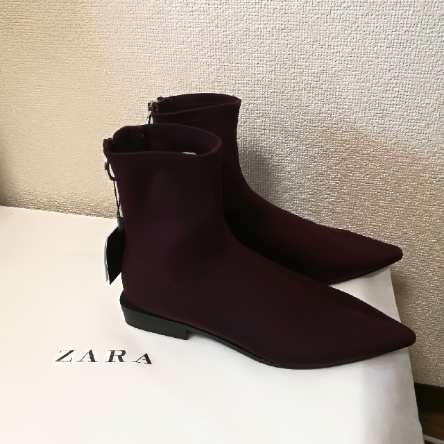 ZARA(ザラ)のZARAショートブーツ レディースの靴/シューズ(ブーティ)の商品写真