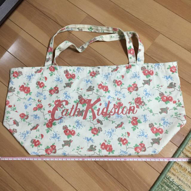 Cath Kidston(キャスキッドソン)のキャスキッドソン布バック レディースのバッグ(ハンドバッグ)の商品写真