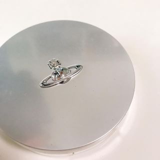 ヴィヴィアン Vivienne Westwood ベースメイク 化粧品の通販 100点以上 ヴィヴィアン ウエストウッドのコスメ 美容を買うならラクマ ヴィヴィアン Vivienne Westwood ベースメイク 化粧品の通販 100点以上 ヴィヴィアン ウエストウッドのコスメ 美容を買うならラクマ