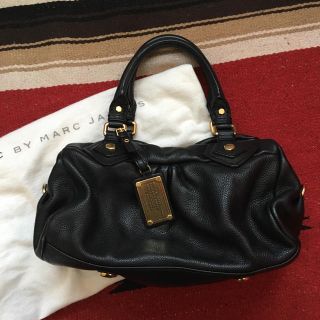 マークバイマークジェイコブス(MARC BY MARC JACOBS)の✨マークジェイコブス ショルダーバッグ✨(ショルダーバッグ)