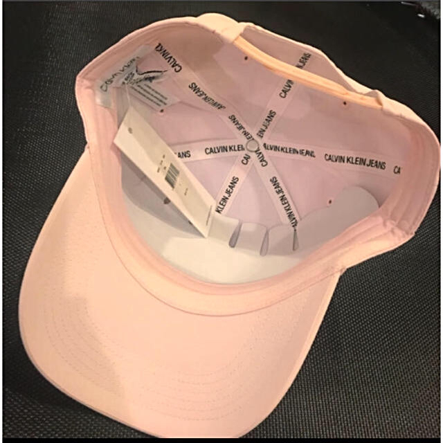 Calvin Klein(カルバンクライン)のカルバンクライン キャップ 新品 ピンク大人気★ラスト一点のみ レディースの帽子(キャップ)の商品写真