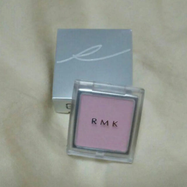 RMK(アールエムケー)のインジーニアスパウダーアイズ 20ペールピンク コスメ/美容のベースメイク/化粧品(アイシャドウ)の商品写真