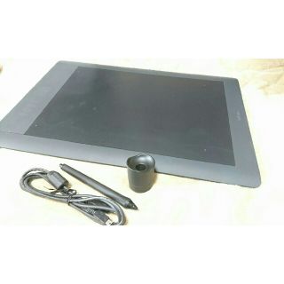 ワコム(Wacom)のWacom Intuos5 touch PTH-850/K(コミック用品)