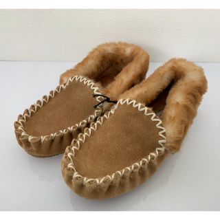 ミネトンカ(Minnetonka)の未使用！ MINNETONKA ミネトンカ フェイクファー モカシン 22cm(スリッポン/モカシン)