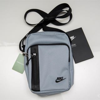 ナイキ(NIKE)のNike バッグ コア スモール(ショルダーバッグ)