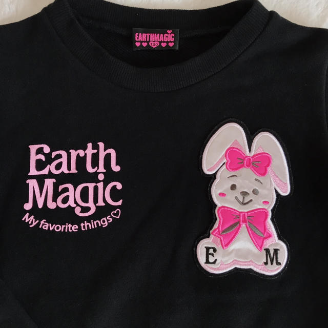 EARTHMAGIC(アースマジック)のトレーナー♡130♡アースマジック キッズ/ベビー/マタニティのキッズ服女の子用(90cm~)(Tシャツ/カットソー)の商品写真