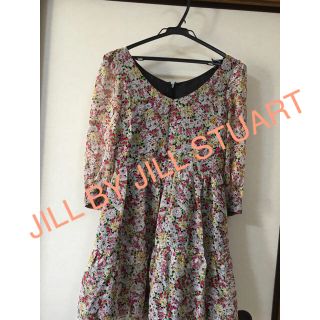 ジルバイジルスチュアート(JILL by JILLSTUART)の専用 JILL BY JILL STUART花柄ワンピース(ひざ丈ワンピース)