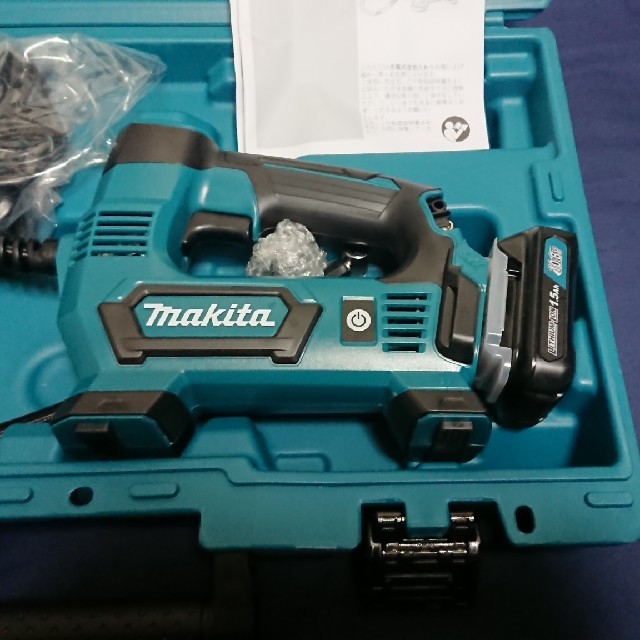 Makita - 新品！マキタ10.8V 充電式空気入れ MP100DSH の通販 by ハリゴー's shop｜マキタならラクマ