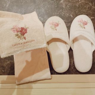 ローラアシュレイ(LAURA ASHLEY)のローラ・アシュレイ　トイレ　スリッパ(その他)