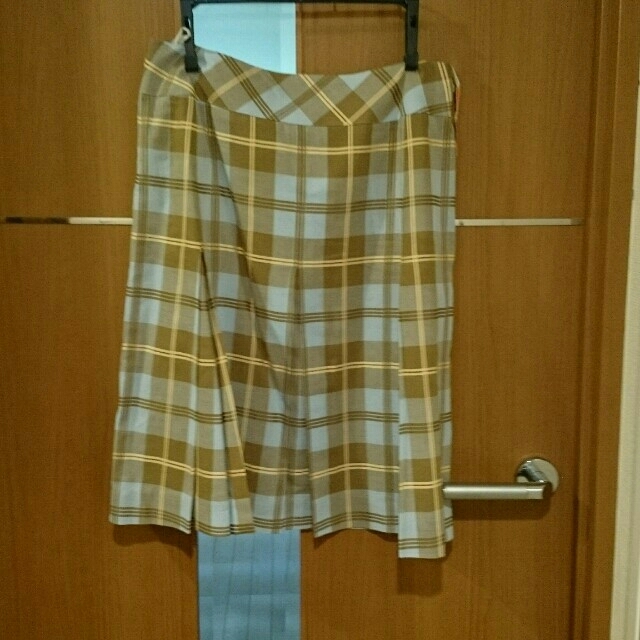 Yorkland(ヨークランド)の【York】タータンチェックのスカート レディースのスカート(ひざ丈スカート)の商品写真