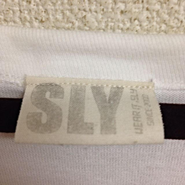 SLY(スライ)のSLY☆Tシャツ レディースのトップス(Tシャツ(半袖/袖なし))の商品写真