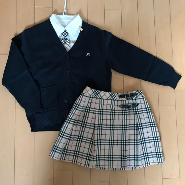 BURBERRY(バーバリー)のBurberryキッズ キッズ/ベビー/マタニティのキッズ服女の子用(90cm~)(その他)の商品写真