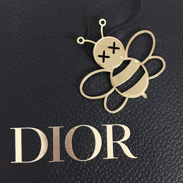 DIOR HOMME(ディオールオム)のDior Kaws チャーム レディースのファッション小物(キーホルダー)の商品写真