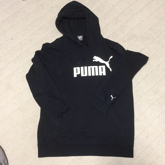 PUMA(プーマ)のPUMA パーカー Ｌサイズ 黒 メンズのトップス(パーカー)の商品写真