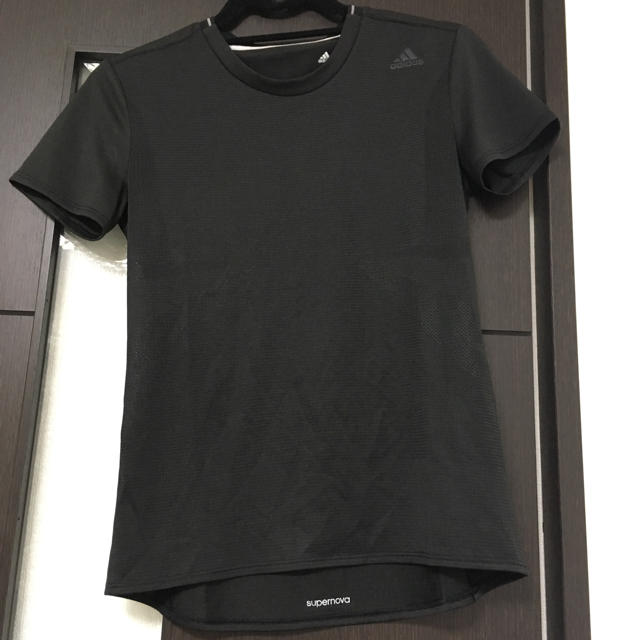 adidas(アディダス)のadidas Ｔシャツ レディースのトップス(Tシャツ(半袖/袖なし))の商品写真