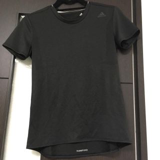 アディダス(adidas)のadidas Ｔシャツ(Tシャツ(半袖/袖なし))