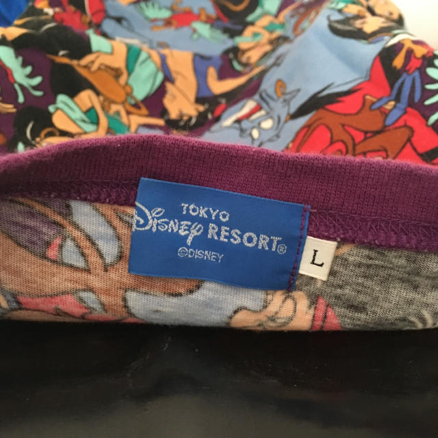 Disney(ディズニー)のアラジン総柄Tシャツ🧞‍♂️ レディースのトップス(Tシャツ(半袖/袖なし))の商品写真