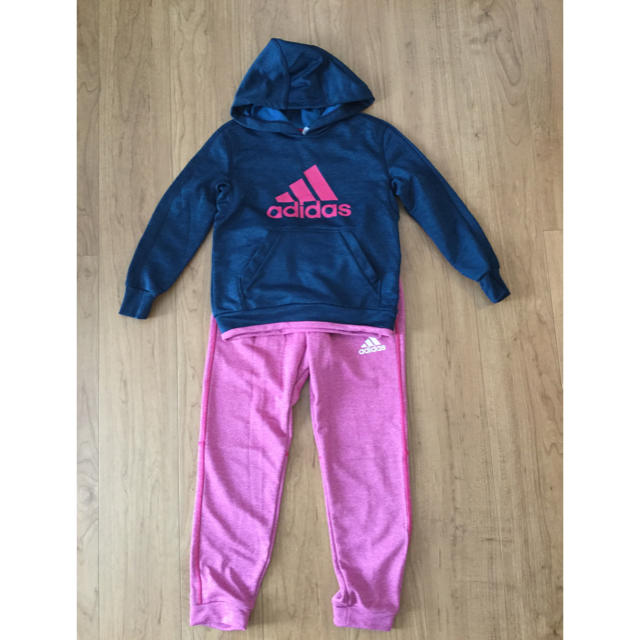 adidas(アディダス)のアディダスJr.女の子スウェット上下 キッズ/ベビー/マタニティのキッズ服女の子用(90cm~)(その他)の商品写真