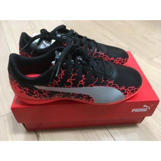 プーマ(PUMA)のプーマ 22.5cm 子供 靴 新品 未使用 送料込み お買い得(スニーカー)