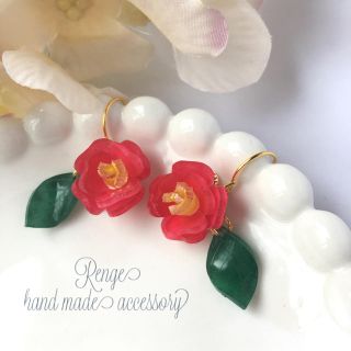 揺れる椿の花ピアス＆イヤリング（プラバン）(イヤリング)