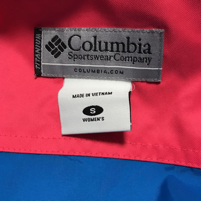 Columbia(コロンビア)のColumbia スノーウェア ウィメンズ S スノボ スキー スポーツ/アウトドアのスノーボード(ウエア/装備)の商品写真