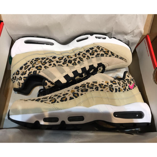 NIKE(ナイキ)のNIKE air max 95 animal pack 28.5cm レディースの靴/シューズ(スニーカー)の商品写真