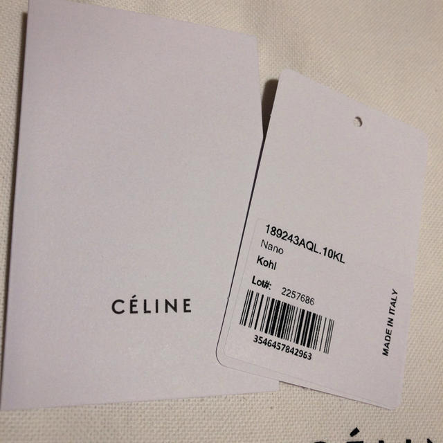 celine(セリーヌ)のセリーヌ ラゲージ ナノ ショッパー ショルダーバッグ 新品未使用品 レディースのバッグ(ショルダーバッグ)の商品写真